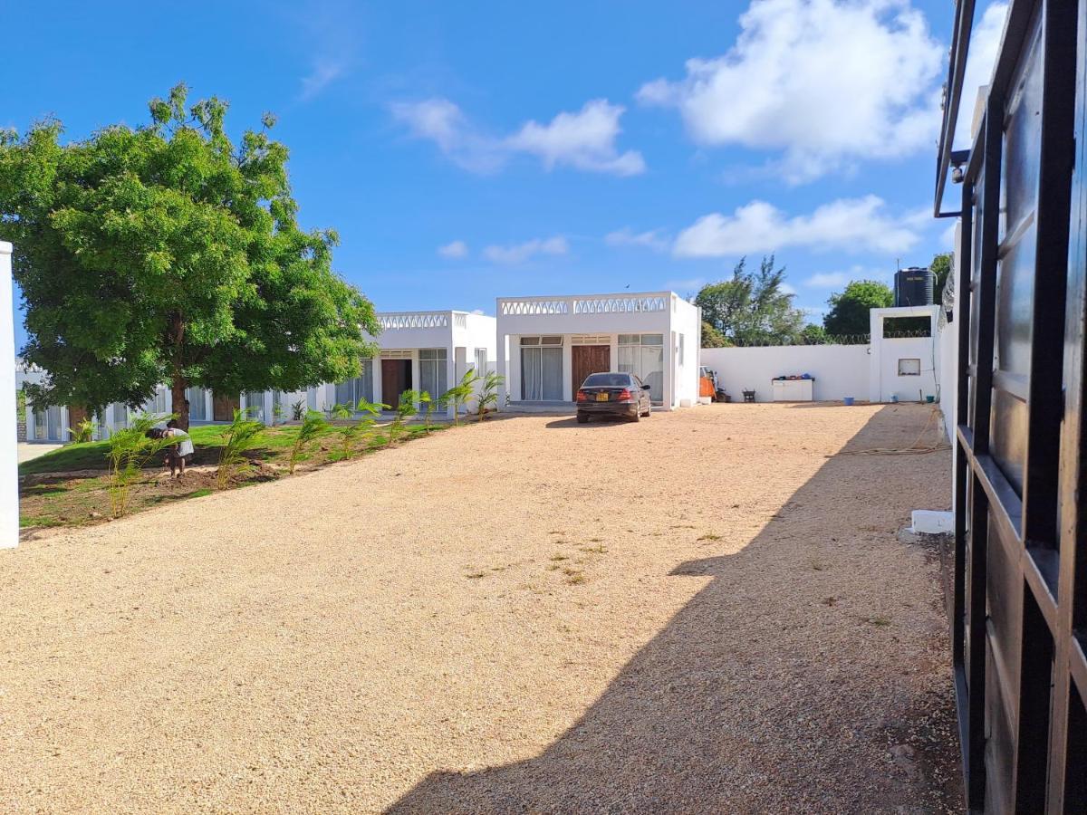 Cave Diani Holiday Apartments Playa de Diani Exterior foto