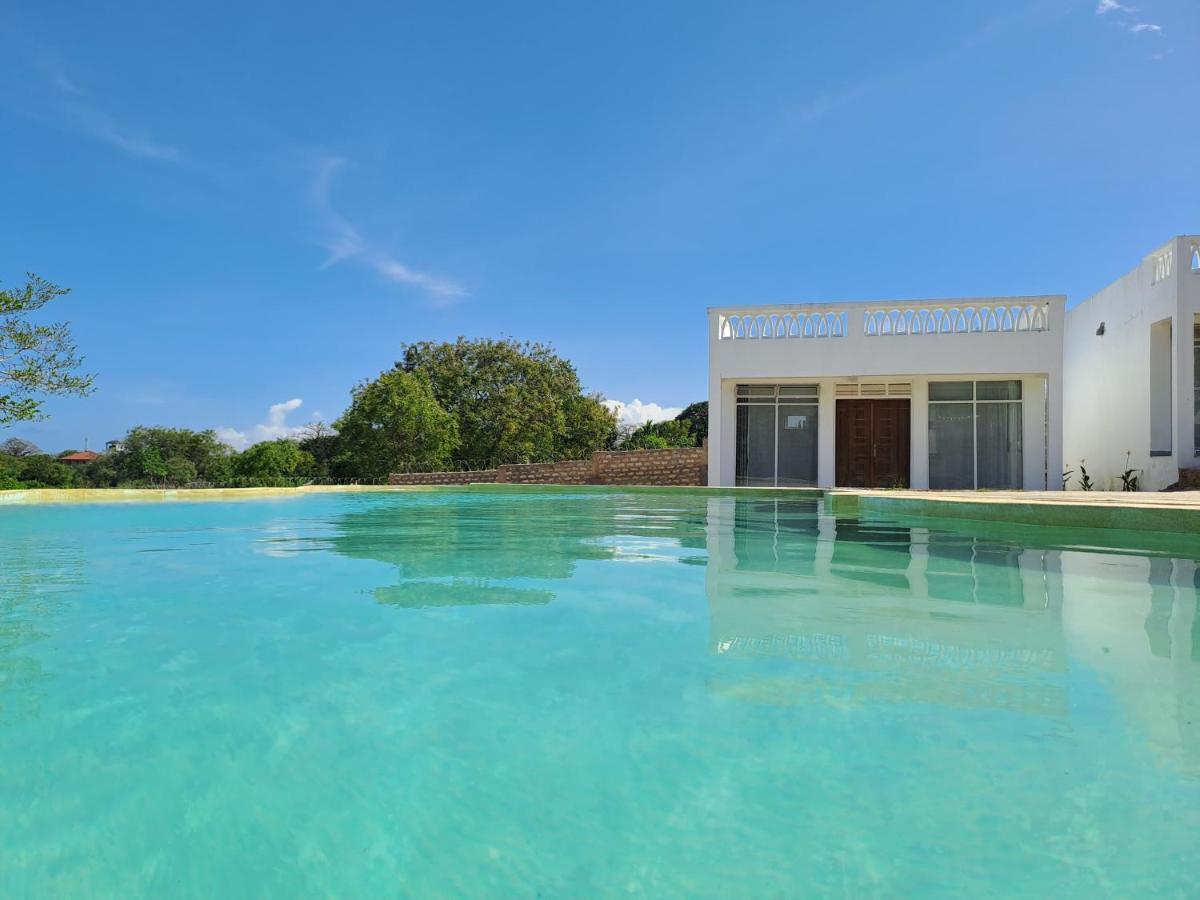 Cave Diani Holiday Apartments Playa de Diani Exterior foto